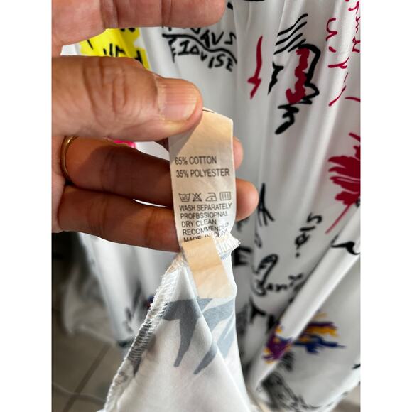 Sleeveless Maxi Dress Graffiti-style print Size 4XL - Picture 3 of 5